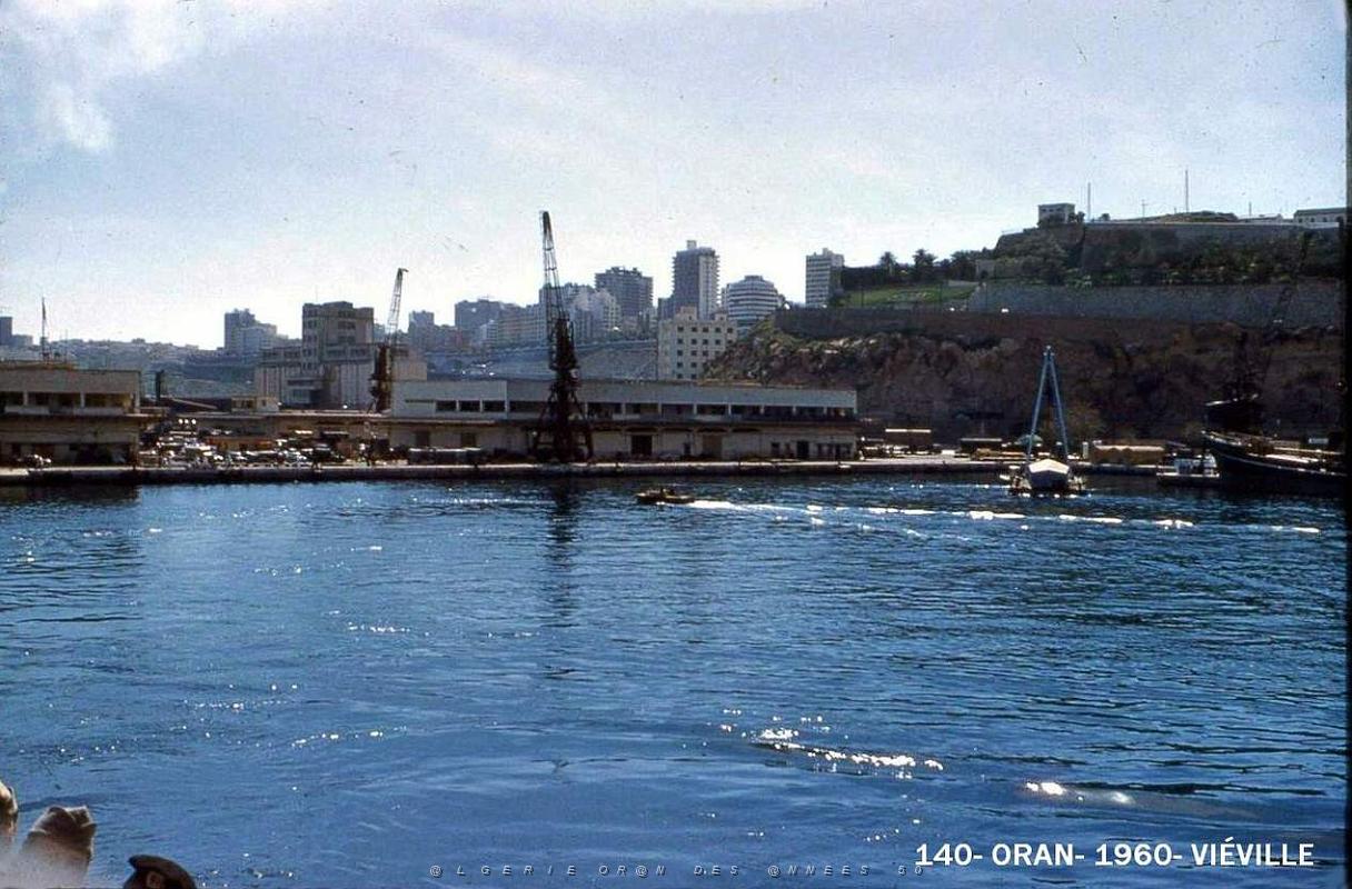140- Oran- 1960- Vieville.jpg